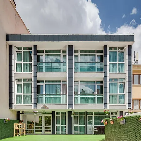 아파트 Lucky Homes